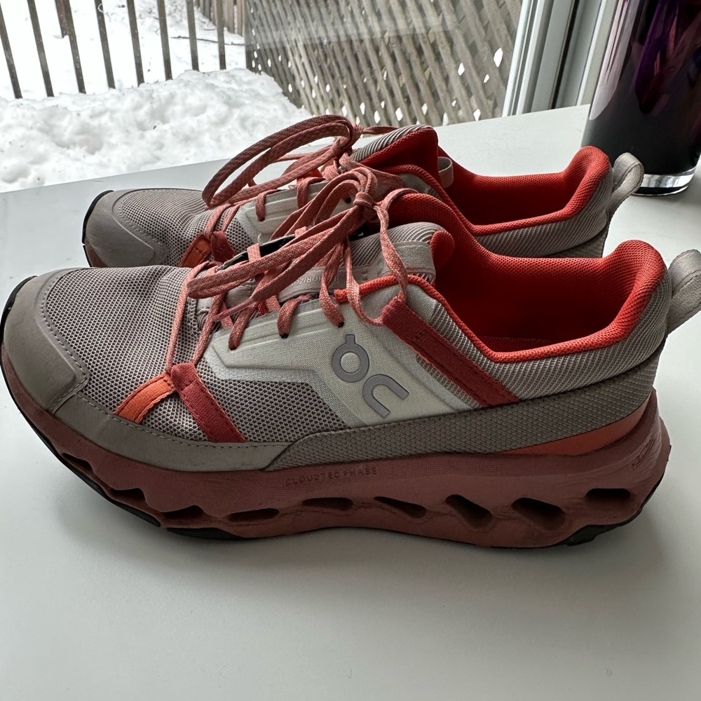 On Running Women's Sneakers in Coral Red and Light Gray
